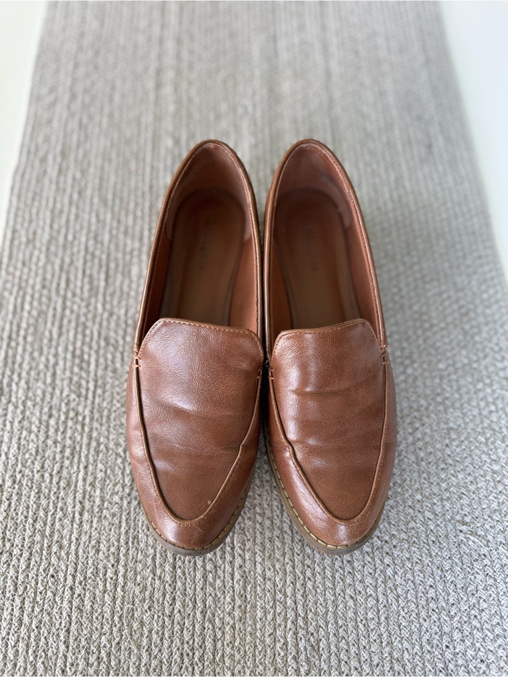 Indigo Rd Haisley Brown Leather Loafer Size 8.5